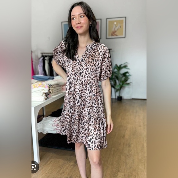 Zara Short Sleeve V-Neck Mini Dress. New With Tags. - Picture 8 of 8